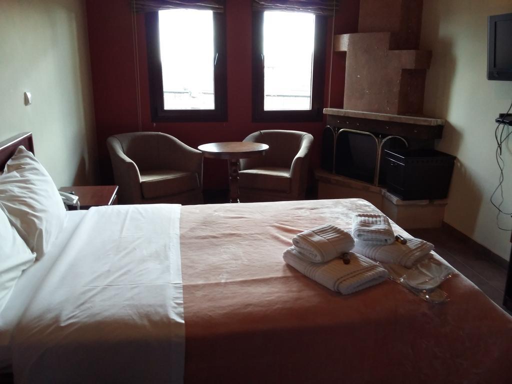 Voreas Hotel Káto Loutrákion Стая снимка