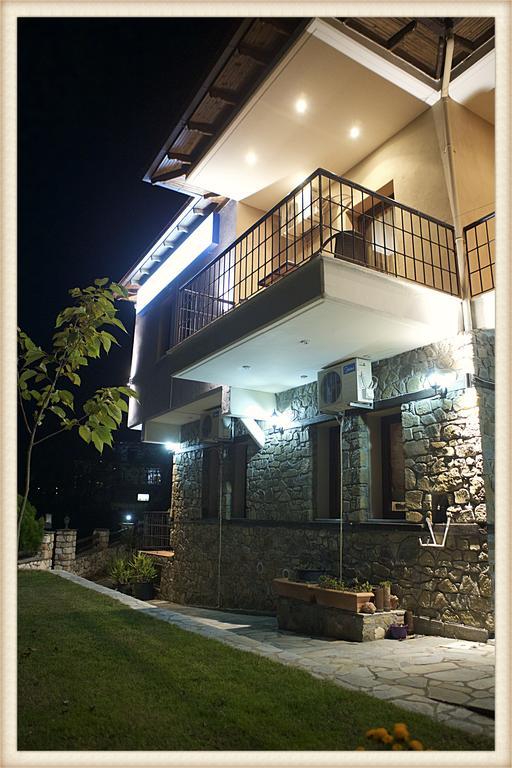 Voreas Hotel Káto Loutrákion Екстериор снимка