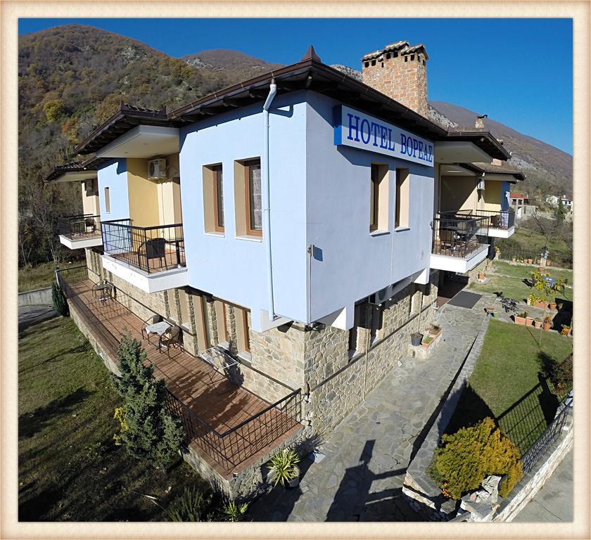 Voreas Hotel Káto Loutrákion Екстериор снимка
