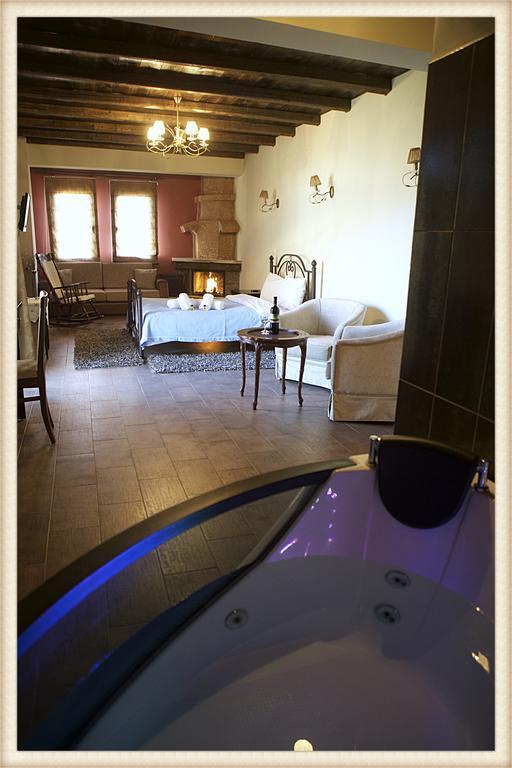 Voreas Hotel Káto Loutrákion Стая снимка
