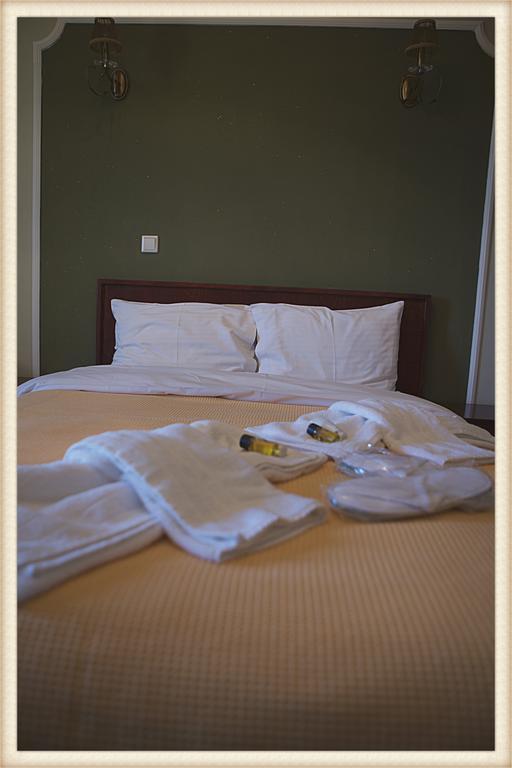 Voreas Hotel Káto Loutrákion Стая снимка
